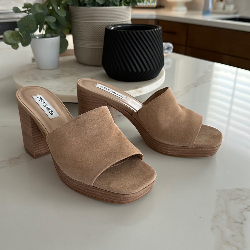 Steve Madden heeled slides
